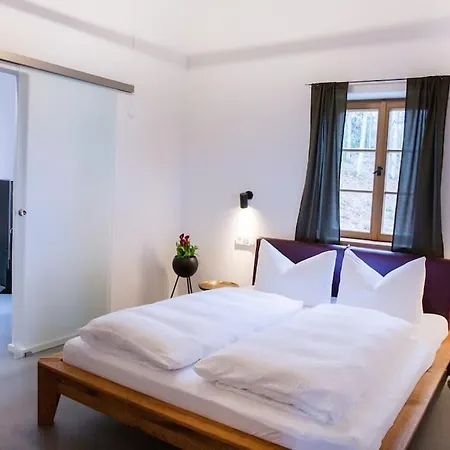 Traumhaftes Mit Sauna Und Whirlpool Refugium Am Rehberg Dom wakacyjny Drachselsried