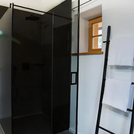 Traumhaftes Mit Sauna Und Whirlpool Refugium Am Rehberg