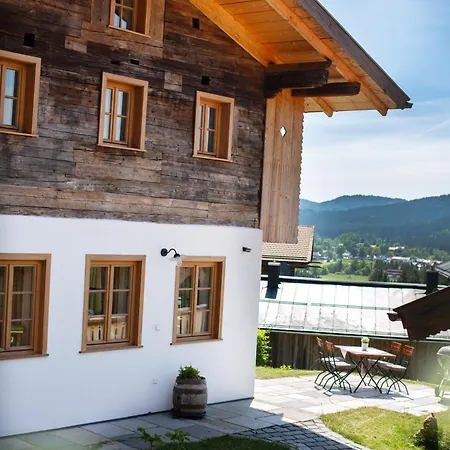 Holiday home Traumhaftes Mit Sauna Und Whirlpool Refugium Am Rehberg Drachselsried